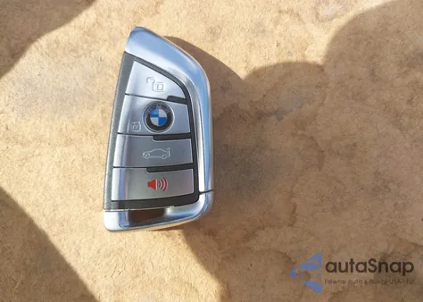 2021 BMW X7 xDrive40I z USA, uszkodzony, nr VIN 5UXCW2C08M9D77567